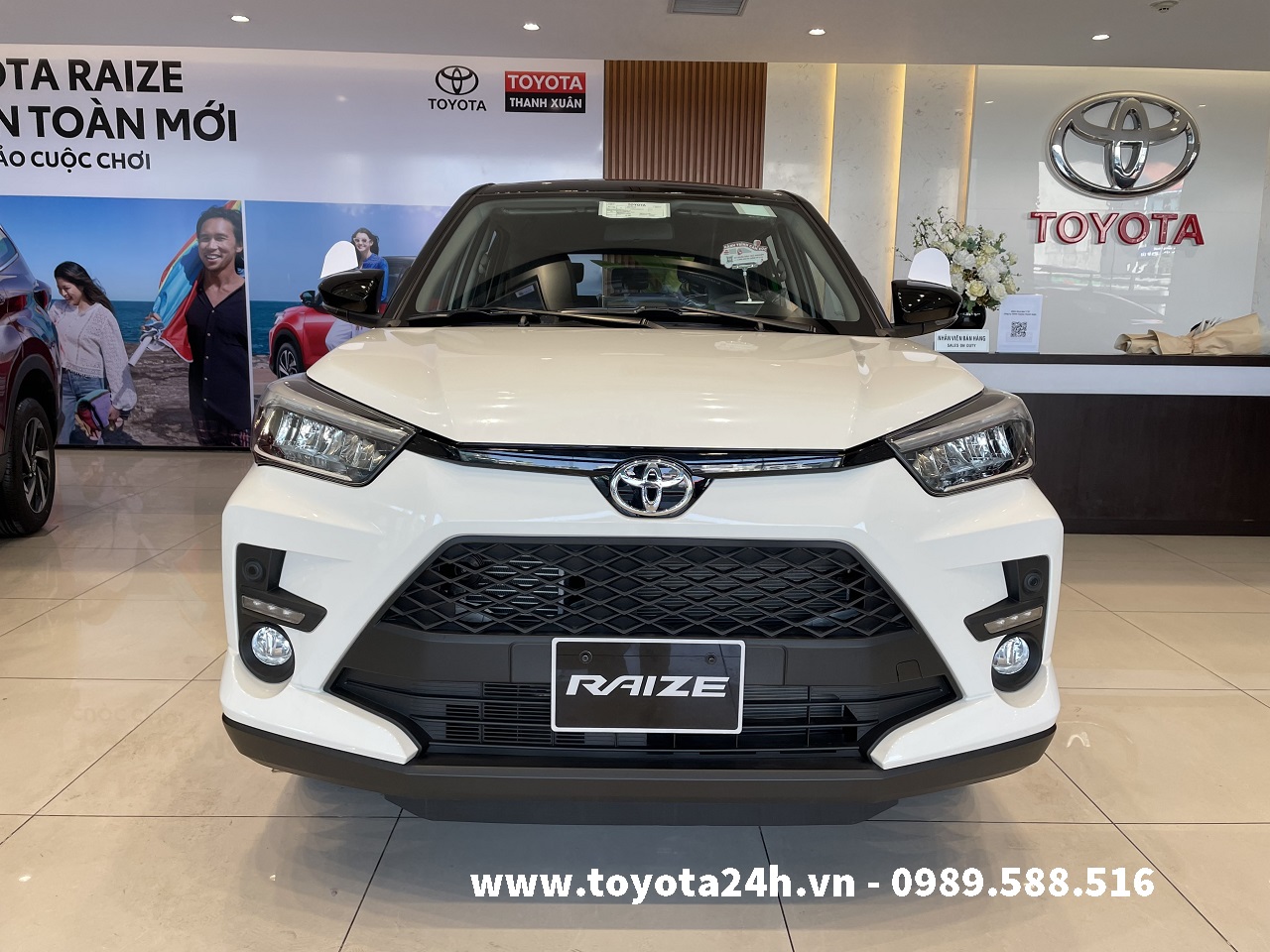 Toyota Raize 2022 Màu Trắng Nóc Đen | Bảng Giá Xe | Lăn Bánh | Thông Số Kỹ Thuật